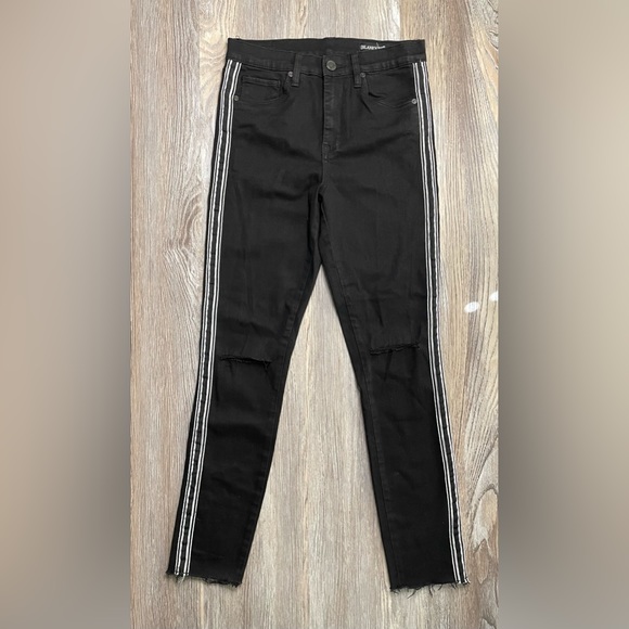 BlankNYC Black White Stripe Cropped Ankle Distressed  Raw Hem Skinny Jeans 27 - Picture 4 of 15